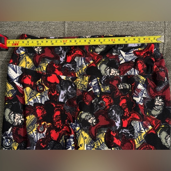 LuLaRoe Disney Villains Captain Hook OS Leggings - Picture 6 of 11